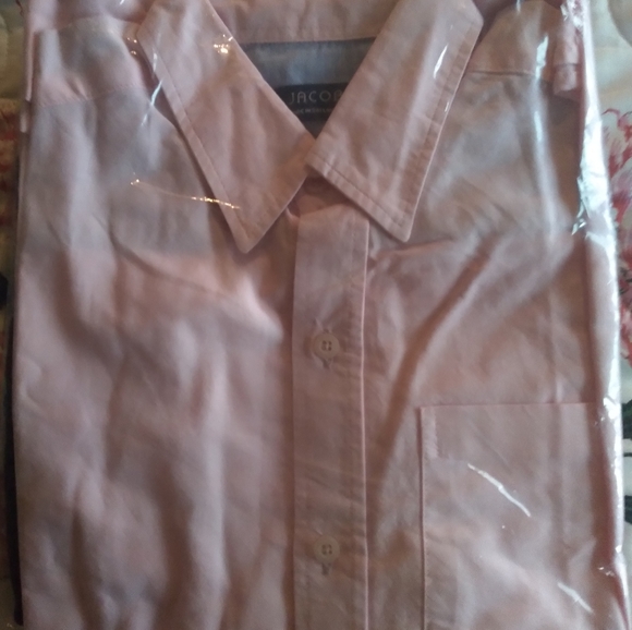 Clothes - Picture 10 of 14